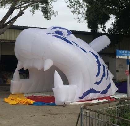 inflatable tiger football tu...