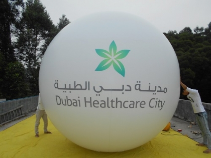 inflatable white giant ballo...