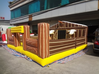 Inflatable Mechanical Bull R...