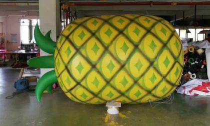 inflatable pineapple balloon