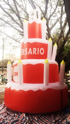 giant inflatable cake