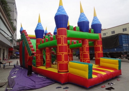 inflatable castle slide obst...