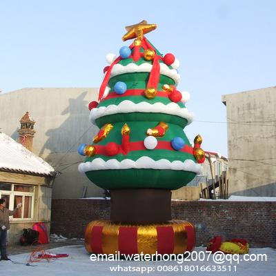 Giant Inflatable Xmas Tree W...
