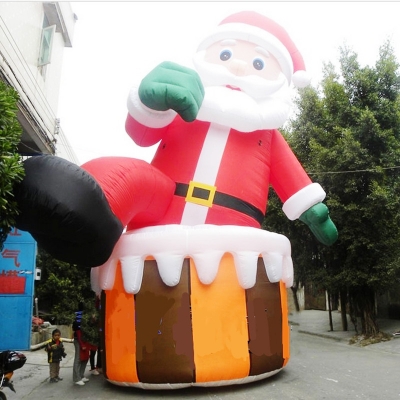 inflatable Christmas decorat...