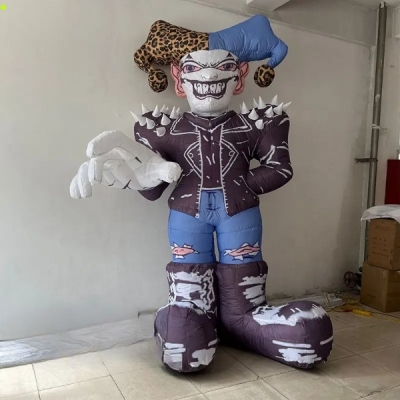 halloween man inflatable dol...