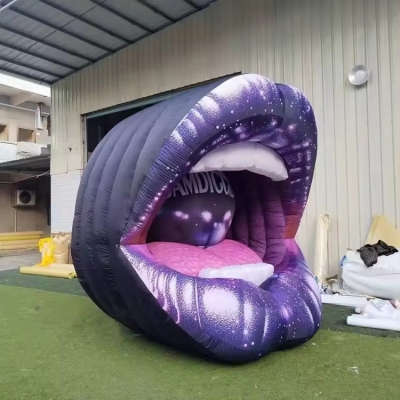 giant inflatable lips balloo...