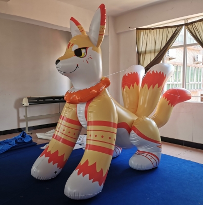 custom inflatable fox balloo...
