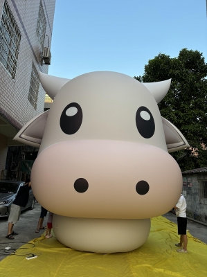 inflatable milk cow head inf...